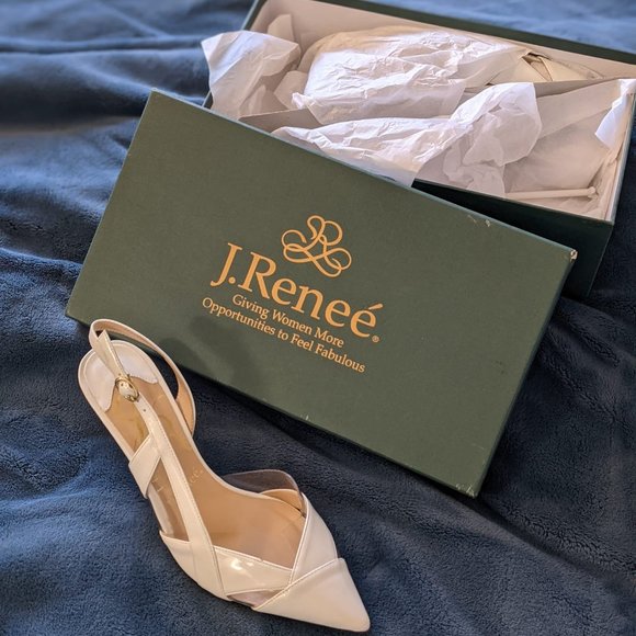 EUC J. Rene Pasco heel pumps patent/vinyl white 8.5M - Picture 3 of 7